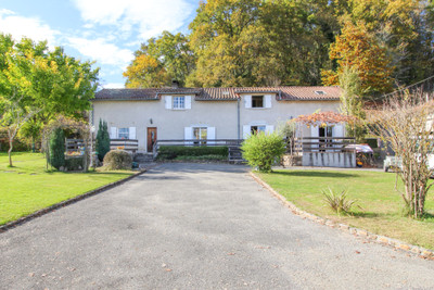 Maison à vendre à Marquerie, Hautes-Pyrénées, Midi-Pyrénées, avec Leggett Immobilier
