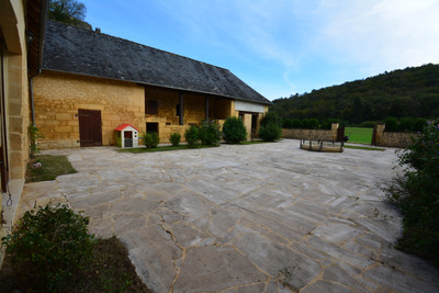 French property for sale in Sarlat-la-Canéda, Dordogne - €475,000 - photo 3