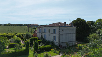 French property for sale in Bresdon, Charente-Maritime - €385,000 - photo 8