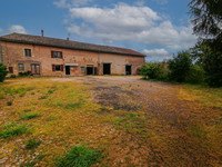 French property, houses and homes for sale in Uchizy Saône-et-Loire Burgundy
