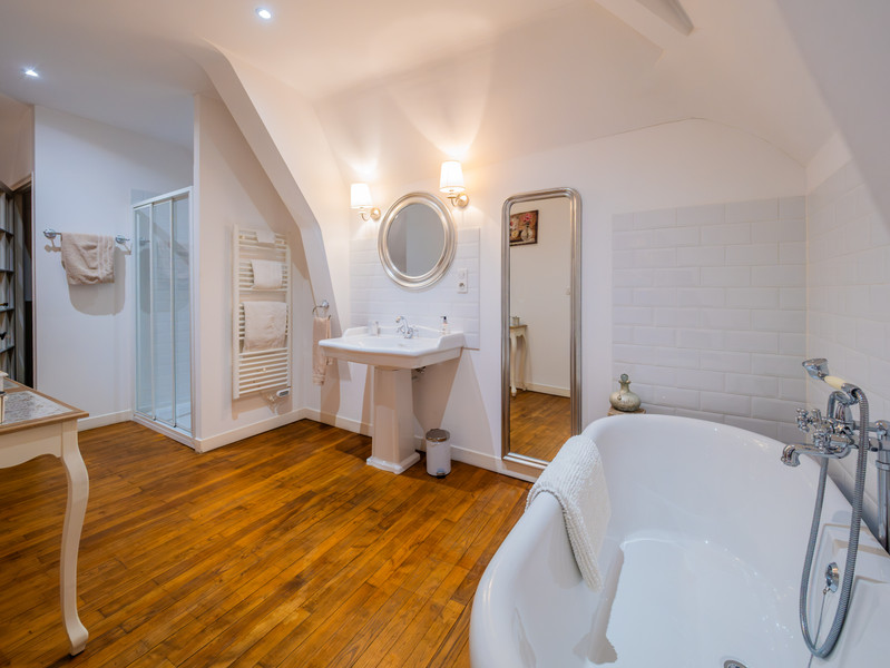 French property for sale in Thouars, Deux-Sèvres - €452,127 - photo 5