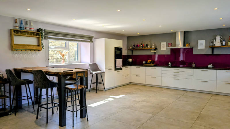 French property for sale in Plouray, Morbihan - €795,000 - photo 9