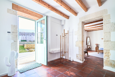 French property for sale in Andilly, Charente-Maritime - €670,000 - photo 2