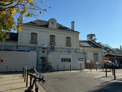 French property for sale in Ivry-sur-Seine, Val-de-Marne - €214,000 - photo 12
