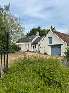 Maison à vendre à Noyant-Villages, Maine-et-Loire, Pays de la Loire, avec Leggett Immobilier