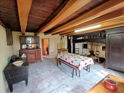 French property for sale in Crocq, Creuse - €88,000 - photo 6