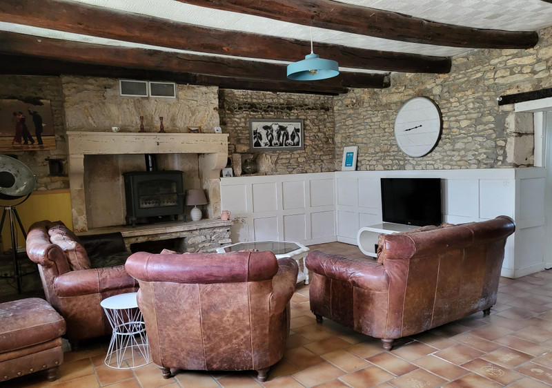 French property for sale in Champniers, Vienne - €167,400 - photo 3