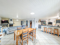 Maison à vendre à Chatenet, Charente-Maritime - 299.900 € - photo 4