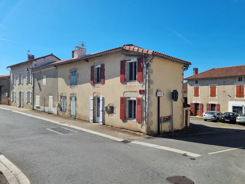 French property for sale in Brillac, Charente - €77,000 - photo 9
