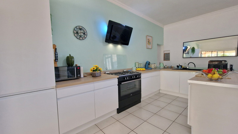French property for sale in Trausse, Aude - €285,000 - photo 3