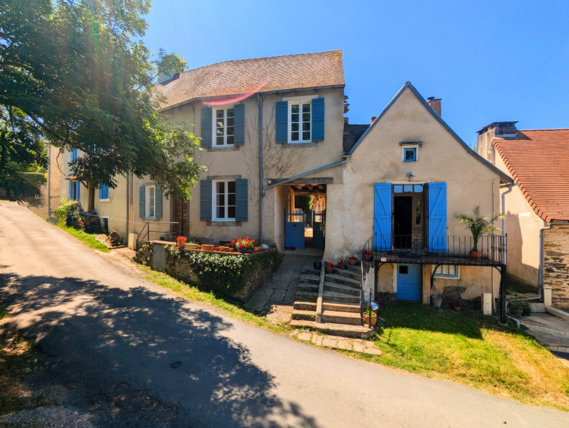 French property for sale in Jumilhac-le-Grand, Dordogne - €245,000 - photo 0