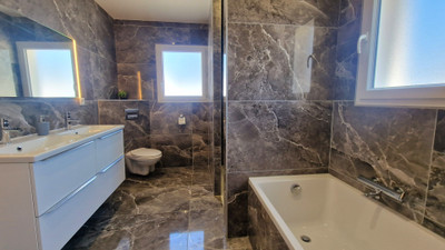 French property for sale in Pépieux, Aude - €455,000 - photo 10