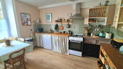 French property for sale in Ambrières-les-Vallées, Mayenne - €107,000 - photo 2