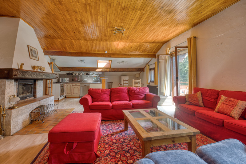Ski property for sale in Les Gets - €565,000 - photo 2