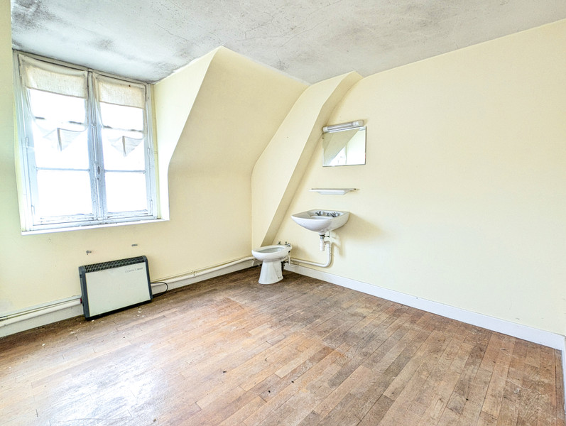 French property for sale in Chaillac, Indre - €49,600 - photo 9