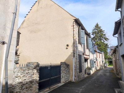 Maison à vendre à Cierp-Gaud, Haute-Garonne, Midi-Pyrénées, avec Leggett Immobilier