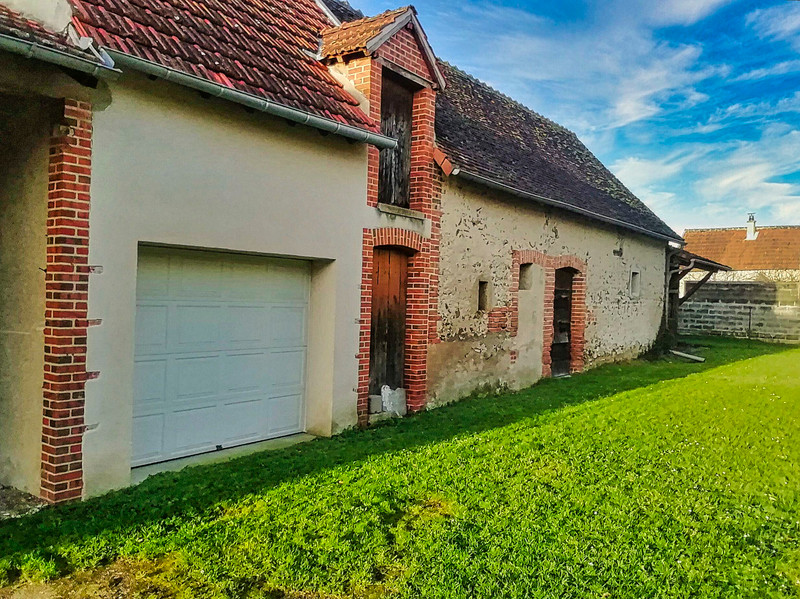 French property for sale in Blois, Loir-et-Cher - €289,000 - photo 8