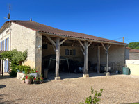 Propriété à vendre à Sainte-Sévère, Charente - 383 720 € - photo n°13