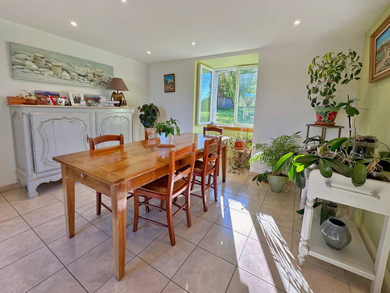 French property for sale in Aubeterre-sur-Dronne, Charente - €182,000 - photo 3