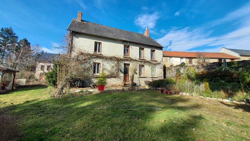 French property for sale in Saint-Maigner, Puy-de-Dôme - &#8364;255,920 - photo 2