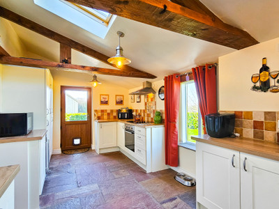 French property for sale in Guerlédan, Côtes-d'Armor - €449,500 - photo 6