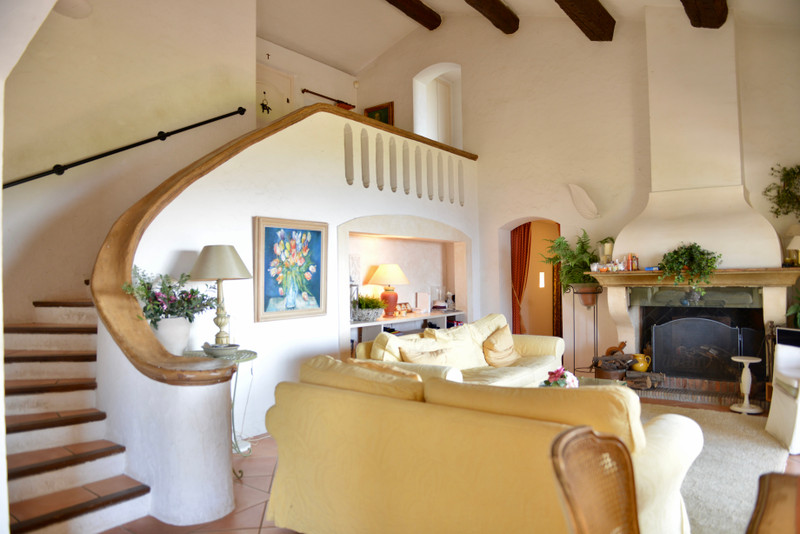 French property for sale in Le Lavandou, Var - €3,000,000 - photo 4