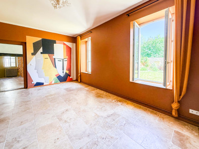 French property for sale in Saint-Jean-d'Angély, Charente-Maritime - €598,500 - photo 4