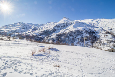 Ski property for sale in  - 1 200 000 € - photo 4