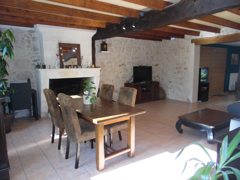 French property for sale in Périssac, Gironde - €299,900 - photo 4
