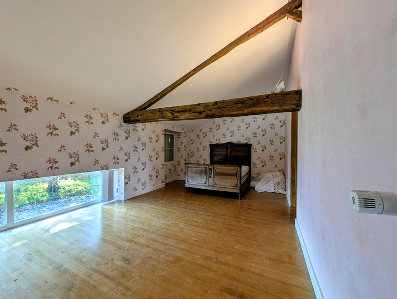 French property for sale in Theil-Rabier, Charente - €202,000 - photo 7