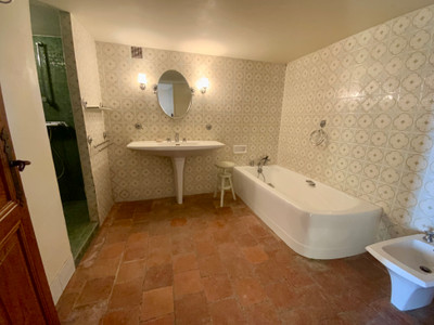 French property for sale in Coly-Saint-Amand, Dordogne - €379,800 - photo 6