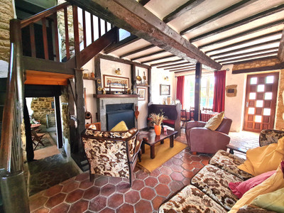 French property for sale in Lassay-les-Châteaux, Mayenne - €139,500 - photo 3