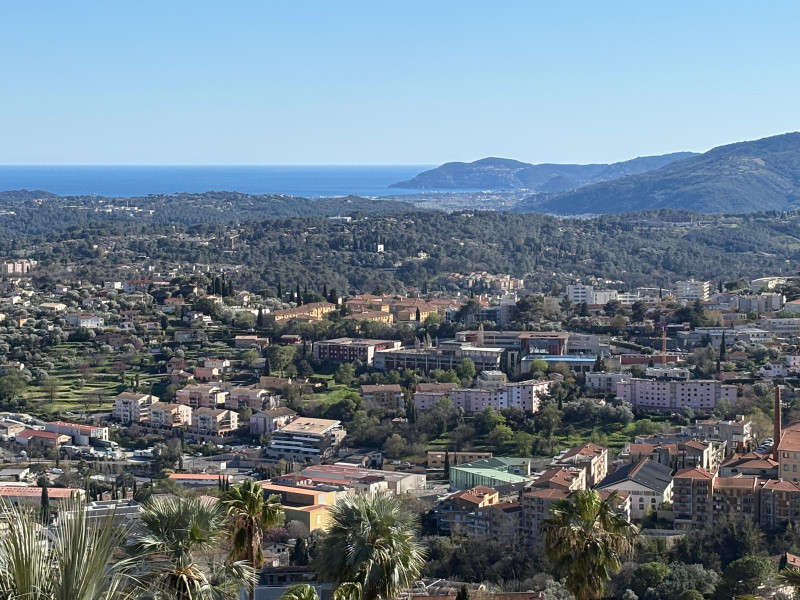 French property for sale in Grasse, Alpes-Maritimes - €374,000 - photo 1