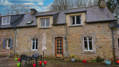 Maison à vendre à Lescouët-Gouarec, Côtes-d'Armor, Bretagne, avec Leggett Immobilier