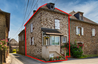 French property for sale in Voutezac, Corrèze - €81,600 - photo 1