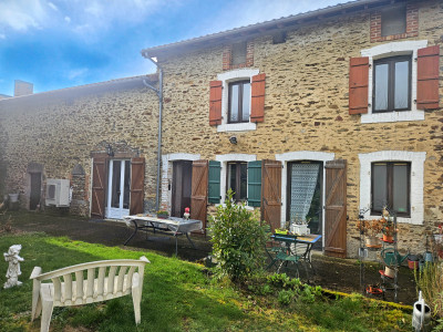 Maison à vendre à Cussac, Haute-Vienne, Limousin, avec Leggett Immobilier