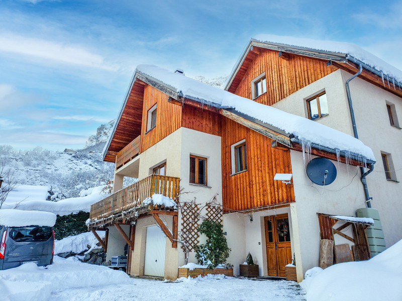 French property for sale in Les Deux Alpes, Isère - €1,495,000 - photo 0