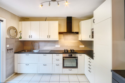 French property for sale in Villars, Vaucluse - €265,000 - photo 4