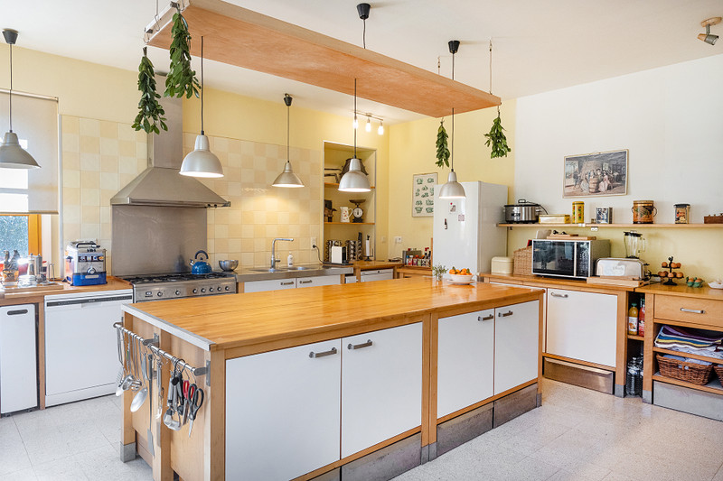 French property for sale in Villapourçon, Nièvre - €495,000 - photo 2