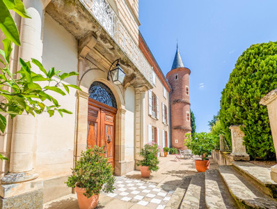 chateau for sale in Tarn