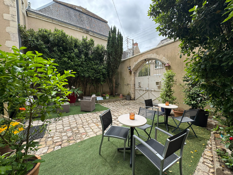French property for sale in Issoudun, Indre - €570,000 - photo 2