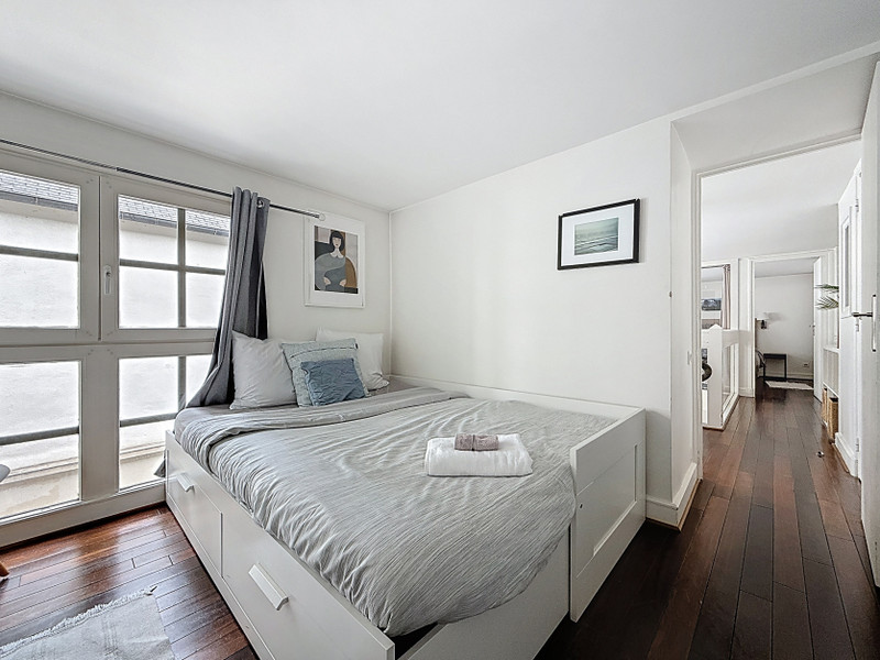 French property for sale in Paris, Paris - €1,150,000 - photo 8