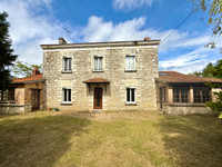 Propriété à vendre à Guesnes, Vienne - 180 000 € - photo n°1