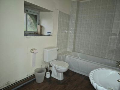 French property for sale in Glomel, Côtes-d'Armor - €41,600 - photo 8