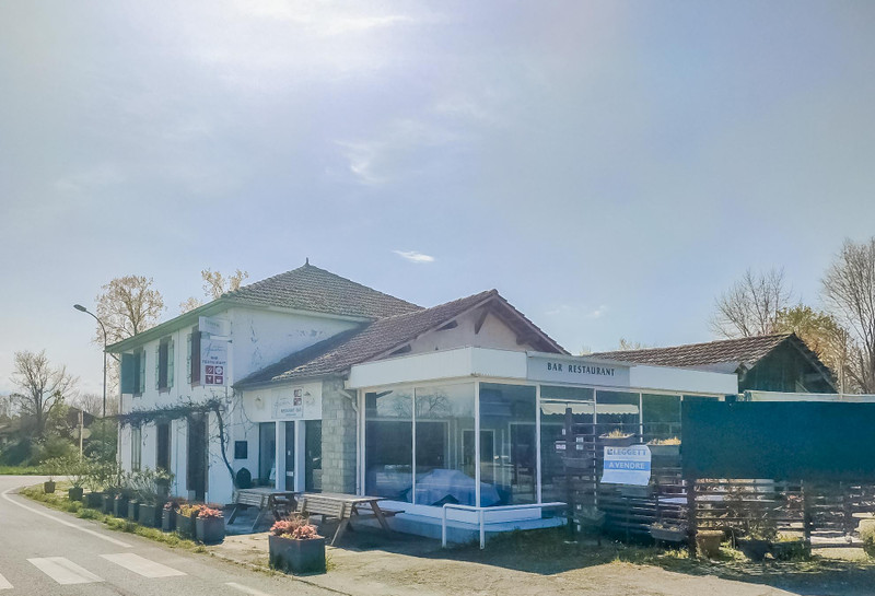 Maison à vendre à Panassac, Gers - 75.000 € - photo 1