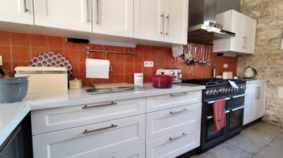 French property for sale in Poursac, Charente - €214,995 - photo 3