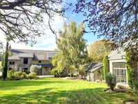 Maison à vendre à Saint-Pierre-la-Cour, Mayenne - 598.500 € - photo 1