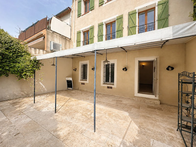 French property for sale in Flayosc, Var - €399,000 - photo 2
