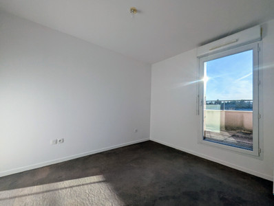 French property for sale in Antony, Hauts-de-Seine - €324,000 - photo 5