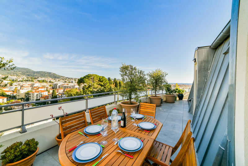 French property for sale in Nice, Alpes-Maritimes - €490,000 - photo 2